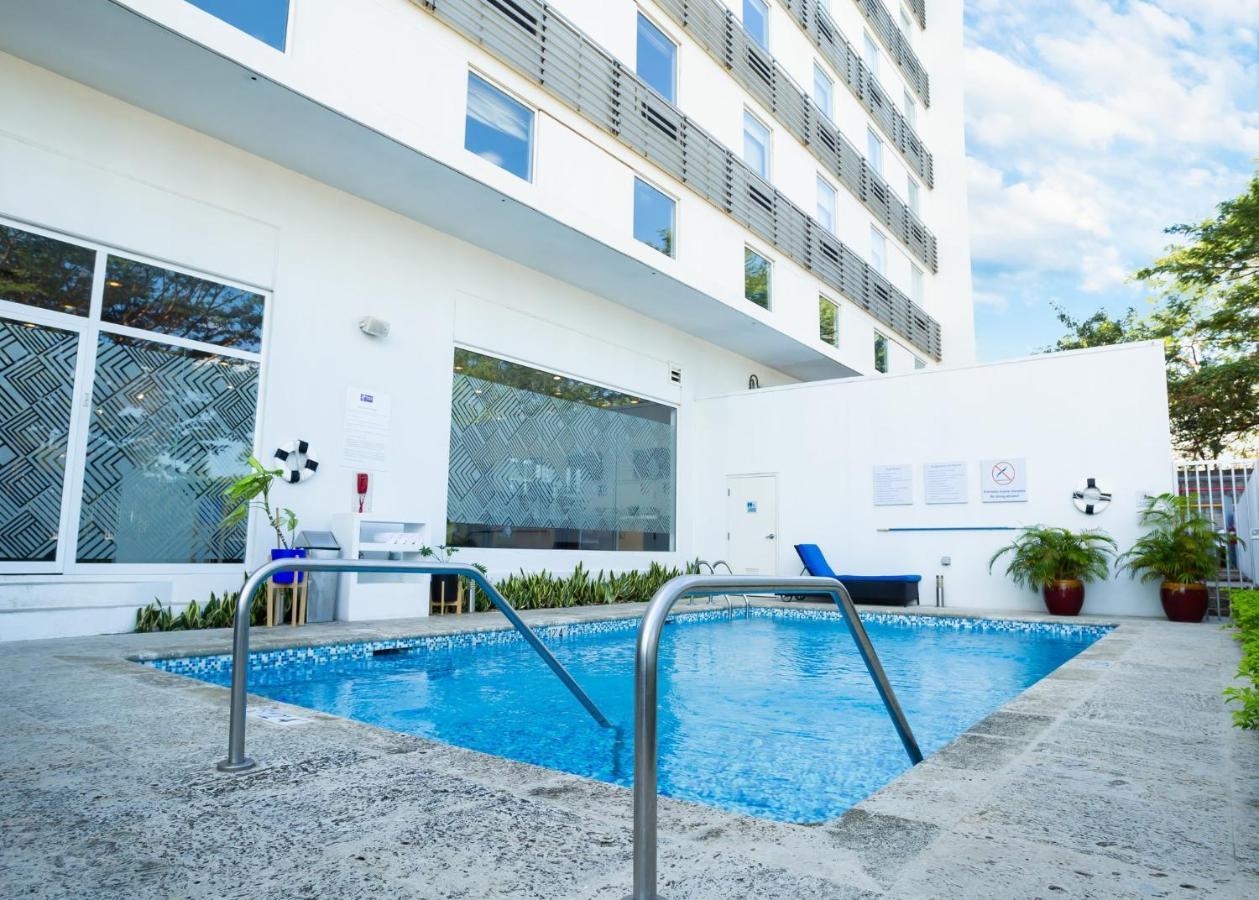 Holiday Inn Express Managua By Ihg מראה חיצוני תמונה