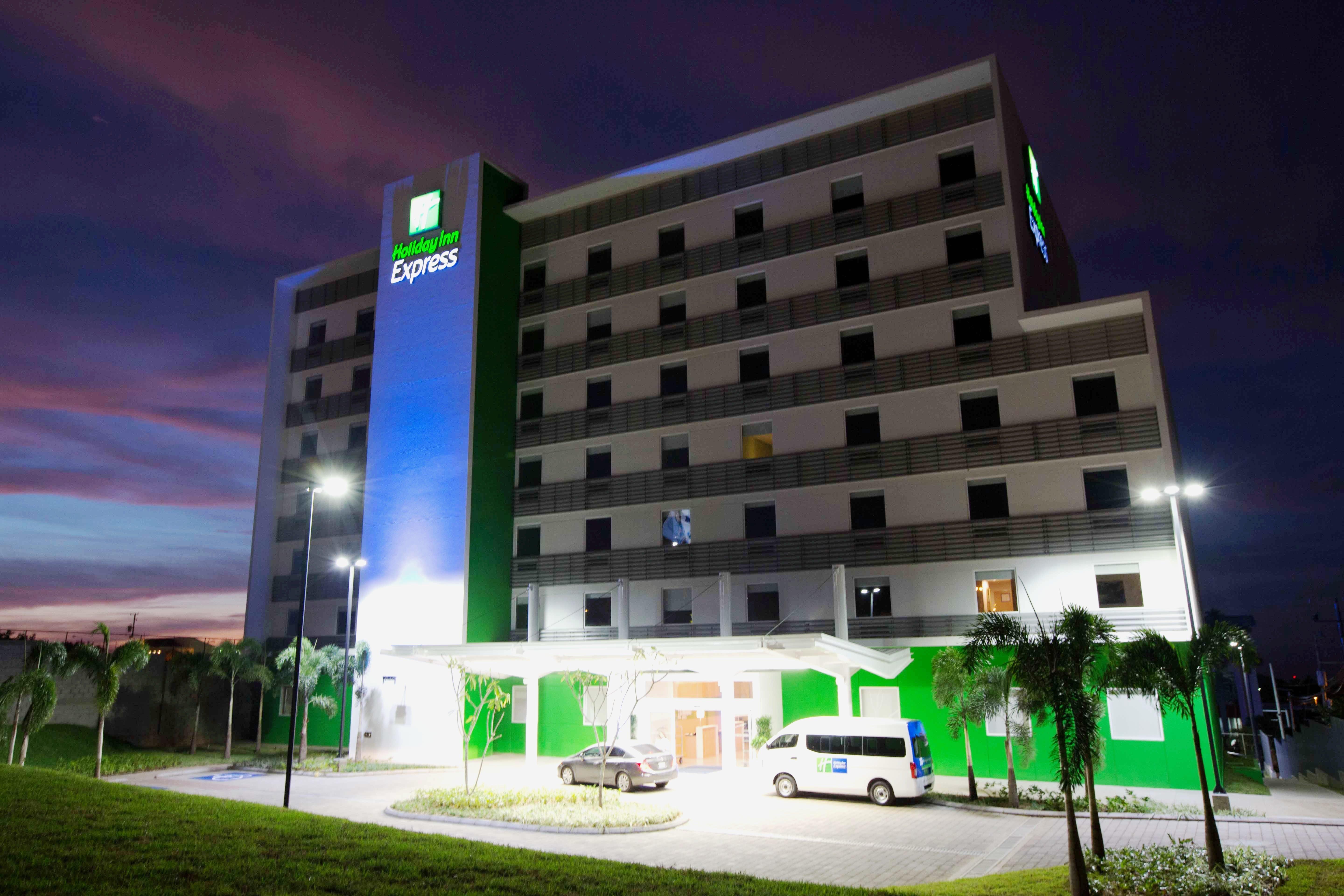 Holiday Inn Express Managua By Ihg מראה חיצוני תמונה
