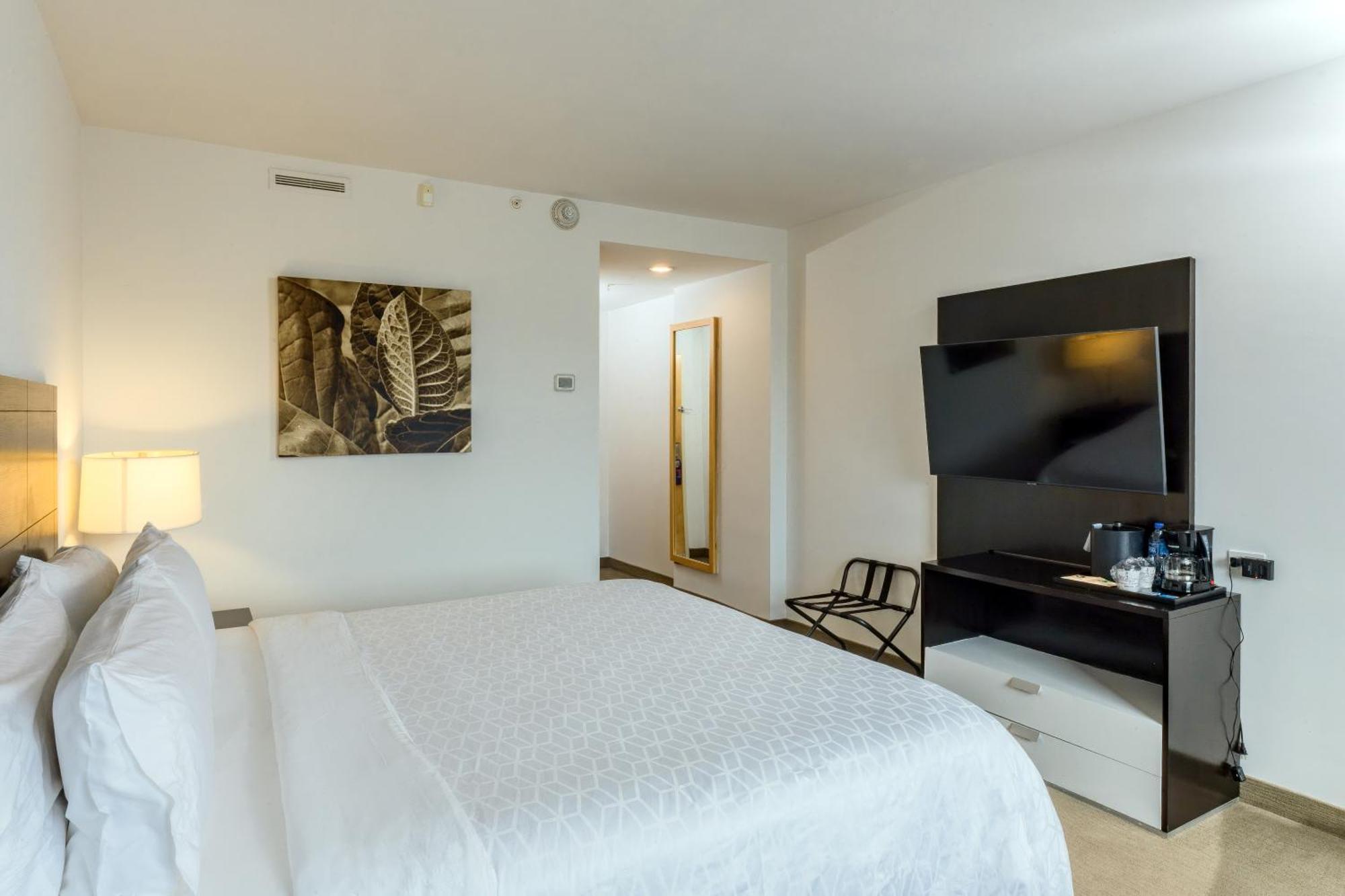 Holiday Inn Express Managua By Ihg מראה חיצוני תמונה